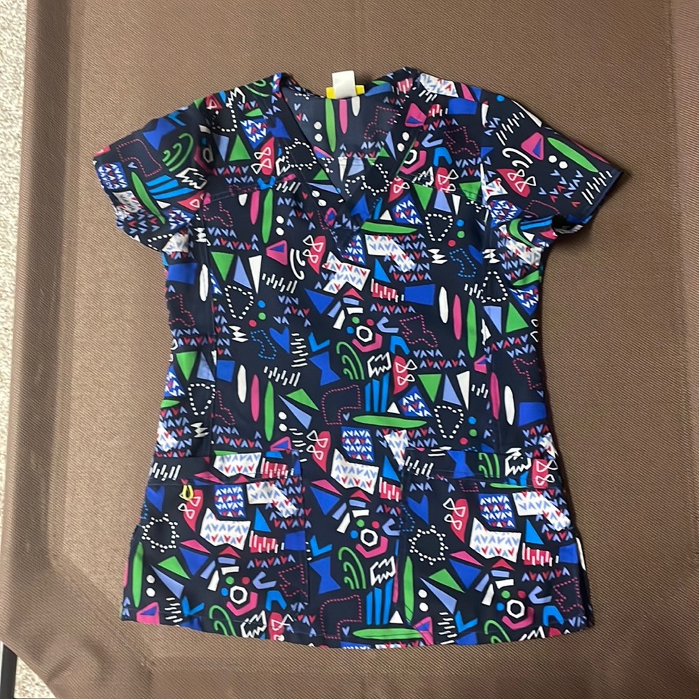 Brand New - Xs WonderWink Scrub Top